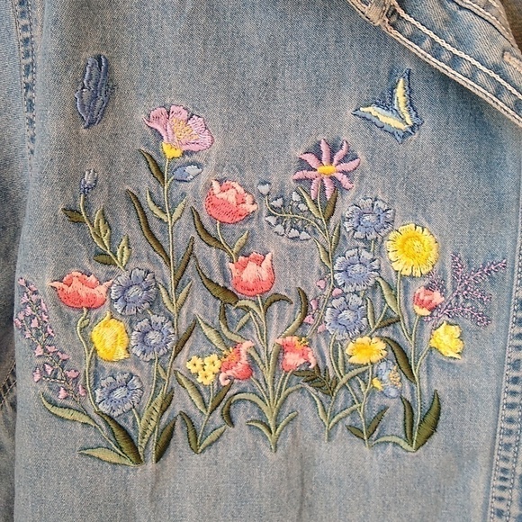 Vintage Bobby Brooks Woman Embroidered Denim Blouse 22W, 24W - Picture 3 of 9